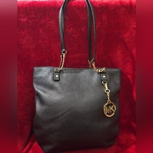 Michael Kors Jet Set Chain Navy Blue Pebble Leather Tote/Handbag